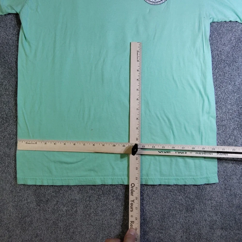 Surf Style T-Shirt Mens Large Treasure Island Cotton Light Green Surfer Beach